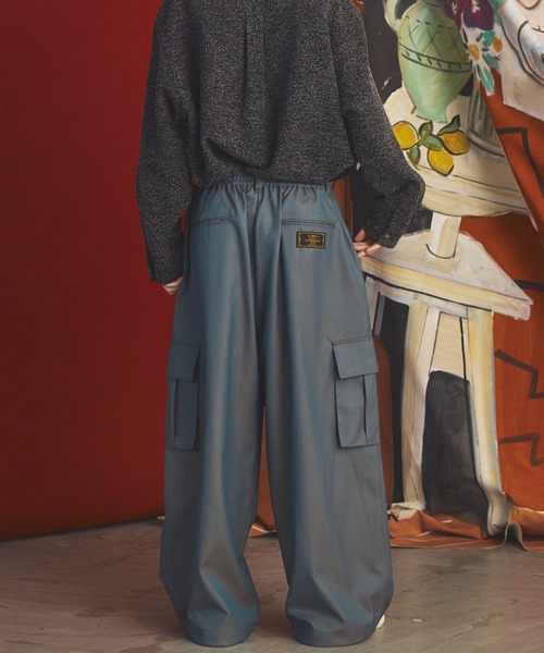 MAISON SPECIAL(メゾンスペシャル)の「《UNISEX》4 Colors Chambray Washable Wool Prime-Wide Cargo Pants/4色シャンブレーウォッシャブルウールプライムワイドカーゴパンツ【MAISON SPECIAL/メゾンスペシャル】(カーゴパンツ・メンズ・チャコールグレー/グレー/ブルー/ブラック/ホワイト/ダークネイビー/ダークブルー・0/1/2)」の14枚目の写真