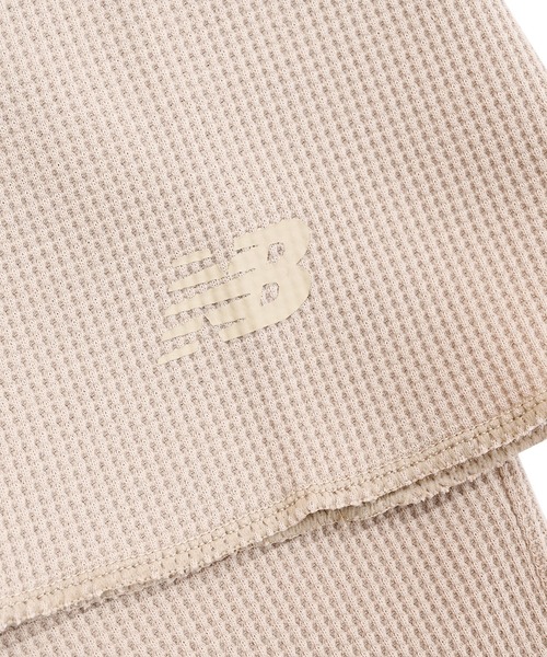 NEW BALANCE(ニューバランス)の「ワッフルロングスリーブTシャツ(Tシャツ/カットソー・レディース・ネイビー/オフホワイト/ライトベージュ・SMALL/MEDIUM/LARGE/X-LARGE)」の5枚目の写真