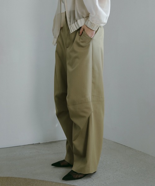 MANOF（マノフ）の「CHAMBRAY TUCK PANTS（その他パンツ）」 - WEAR