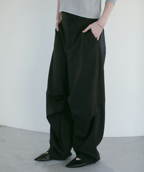 MANOF（マノフ）の「CHAMBRAY TUCK PANTS（その他パンツ）」 - WEAR