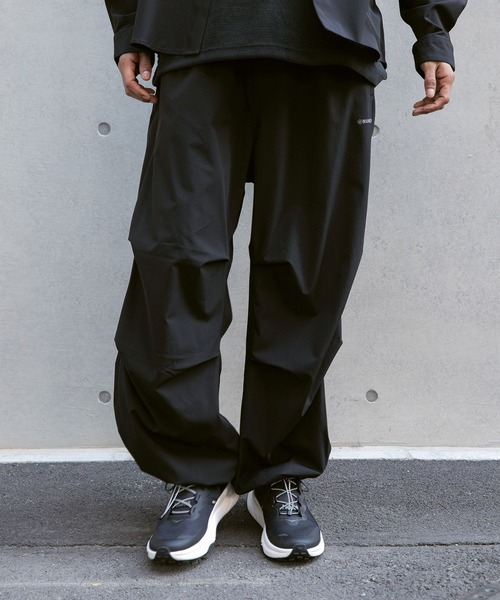 NUMERALS(ヌメラルズ)の「【NUMERALS】ライトシェルイージーパンツ(その他パンツ・メンズ・ブラック/カーキ・LARGE/MEDIUM)」の7枚目の写真