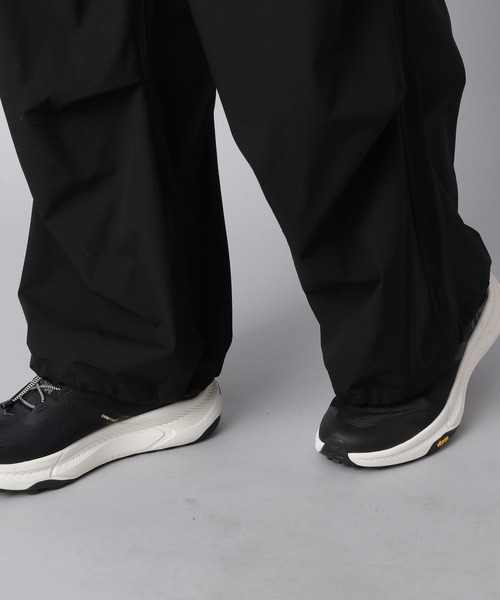 NUMERALS(ヌメラルズ)の「【NUMERALS】ライトシェルイージーパンツ(その他パンツ・メンズ・ブラック/カーキ・LARGE/MEDIUM)」の20枚目の写真