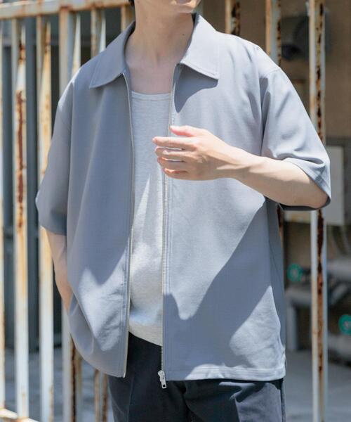 ITEMS URBANRESEARCH（アイテムズ アーバンリサーチ）の「2wayストレッチジップアップ半袖シャツ（シャツ/ブラウス・メンズ・ブラック/グレー/ベージュ/ネイビー/ライトベージュ・MEDIUM/LARGE）」の13枚目の写真