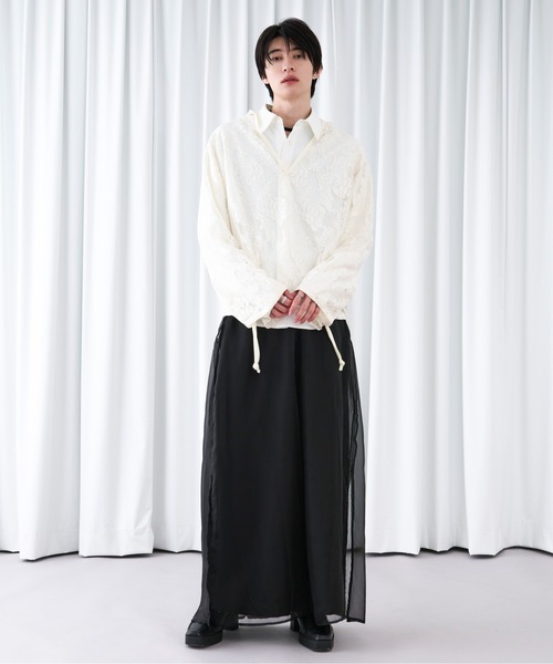 Ellno Loset(エルノロゼット)の「キーネックレースフーディ(パーカー・メンズ・ネイビー/ブラック/オフホワイト・LARGE/MEDIUM/SMALL)」の14枚目の写真