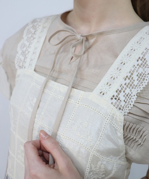 haupia（ハウピア）の「窓辺は小さなギャラリー【肩レースワンピース】（ワンピース・レディース・アイボリー/ブラック/チェック・MEDIUM）」の22枚目の写真