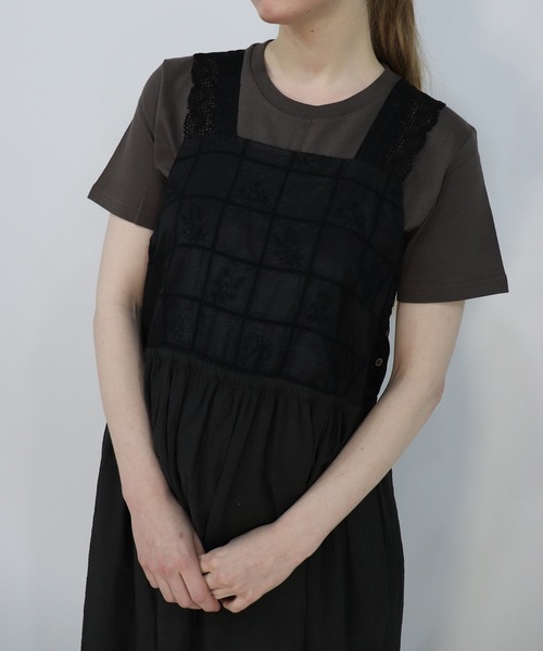 haupia（ハウピア）の「窓辺は小さなギャラリー【肩レースワンピース】（ワンピース・レディース・アイボリー/ブラック/チェック・MEDIUM）」の12枚目の写真