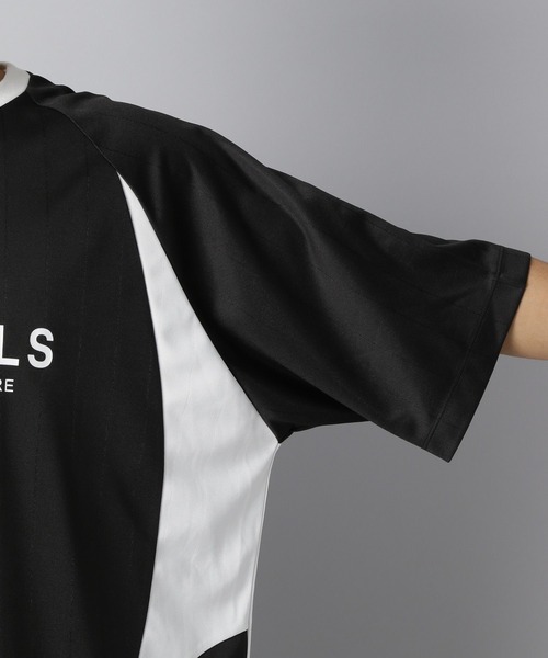 NUMERALS(ヌメラルズ)の「【NUMERALS】ゲームデザインTシャツ(Tシャツ/カットソー・メンズ・オフホワイト/ブラック・MEDIUM/LARGE)」の13枚目の写真