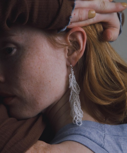 URBAN RESEARCH（アーバンリサーチ）の「decor『デコール』　Fringe 1P Pierce（ピアス（両耳用）・レディース・クリア・-）」の2枚目の写真