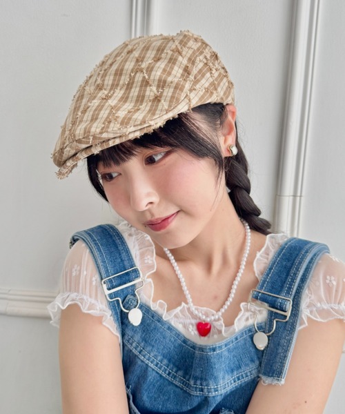 SOLLON.(ソルロン)の「チェック柄フリンジハンチング帽(ハンチング/ベレー帽・レディース・ネイビー/ベージュ/ブラウン・FREE)」の1枚目の写真