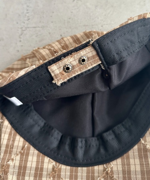 SOLLON.(ソルロン)の「チェック柄フリンジハンチング帽(ハンチング/ベレー帽・レディース・ネイビー/ベージュ/ブラウン・FREE)」の17枚目の写真