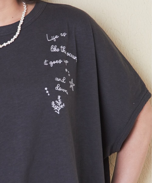 CUBE SUGAR（キューブシュガー）の「32/-スラブ天竺ロゴ刺繍ドルマンTシャツ（Tシャツ/カットソー・レディース・ブルー/オレンジ/ナチュラル/スミクロ・M）」の11枚目の写真