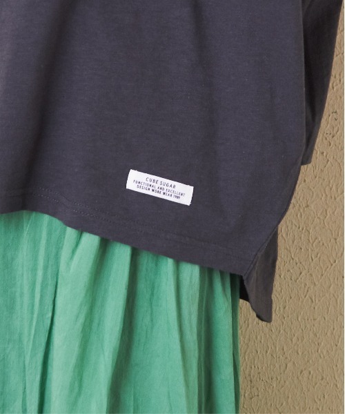 CUBE SUGAR（キューブシュガー）の「32/-スラブ天竺ロゴ刺繍ドルマンTシャツ（Tシャツ/カットソー・レディース・ブルー/オレンジ/ナチュラル/スミクロ・M）」の14枚目の写真