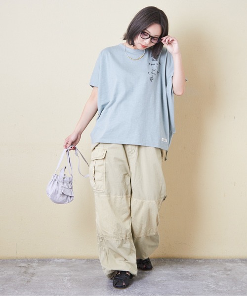 CUBE SUGAR（キューブシュガー）の「32/-スラブ天竺ロゴ刺繍ドルマンTシャツ（Tシャツ/カットソー・レディース・ブルー/オレンジ/ナチュラル/スミクロ・M）」の21枚目の写真