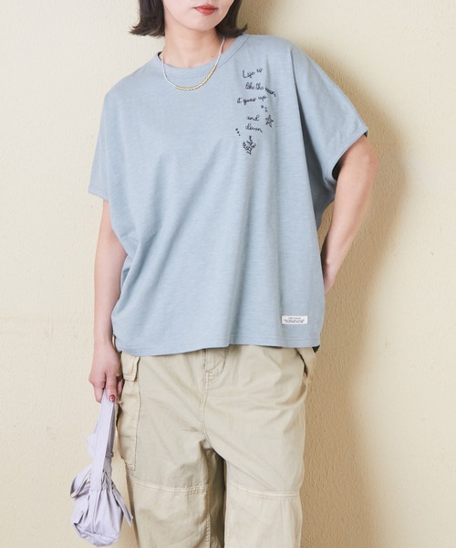 CUBE SUGAR（キューブシュガー）の「32/-スラブ天竺ロゴ刺繍ドルマンTシャツ（Tシャツ/カットソー・レディース・ブルー/オレンジ/ナチュラル/スミクロ・M）」の20枚目の写真
