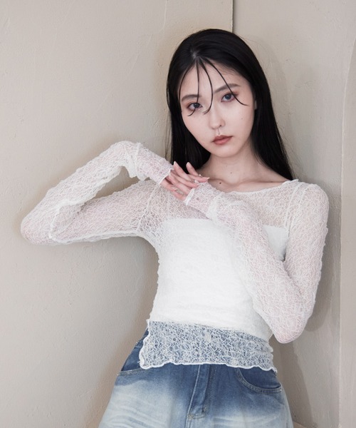 Y/lim(イリム)の「裾スリットメッシュレーストップス(Tシャツ/カットソー・レディース・オフホワイト/ブラック/ベージュ/グレイッシュベージュ・M/L)」の1枚目の写真