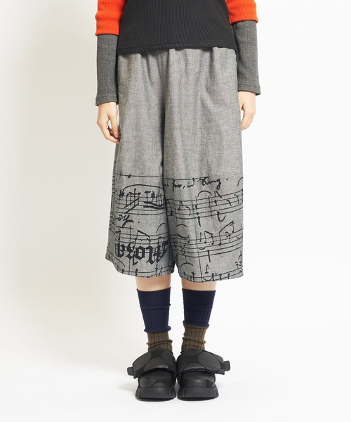 gomme（ゴム）の「モーツァルトスコアＰ　切替パンツ（その他パンツ・レディース・チャコールグレー/ブラック・MEDIUM）」の22枚目の写真