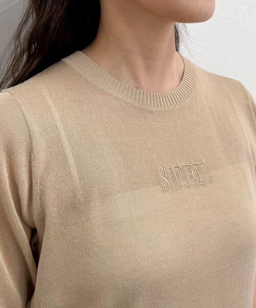 fredy emue（フレディエミュ）の「シアー刺繍ロゴニットプルオーバー（ニット/セーター・レディース・ベージュ/ネイビー/イエロー・38）」の8枚目の写真