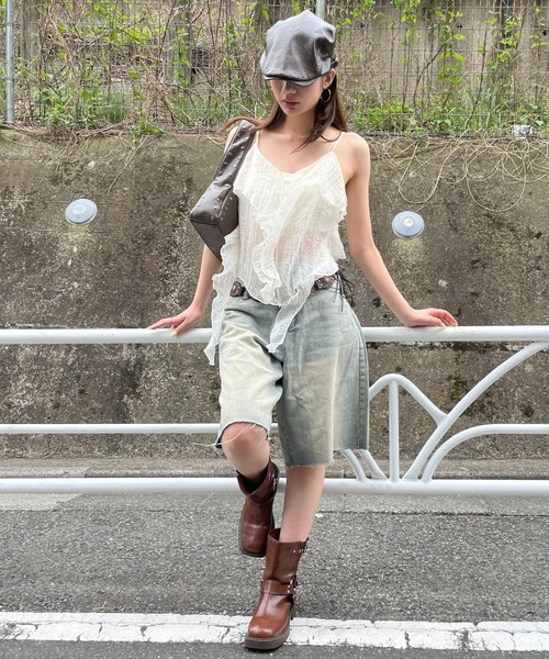 FOREVER 21（フォーエバー トゥエンティーワン）の「【2025SS】フリルイレヘムチュニック（シャツ/ブラウス・レディース・ブラウン系その他4/ブラック/ホワイト・FREE）」の21枚目の写真