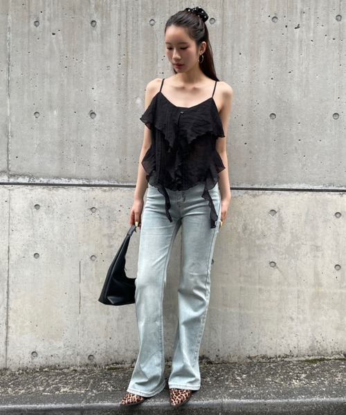 FOREVER 21（フォーエバー トゥエンティーワン）の「【2025SS】フリルイレヘムチュニック（シャツ/ブラウス・レディース・ブラウン系その他4/ブラック/ホワイト・FREE）」の20枚目の写真