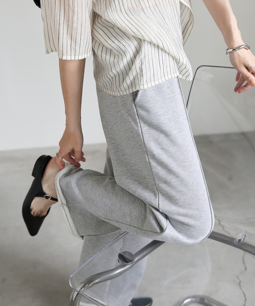 select MOCA（セレクトモカ）の「スウェットピンタックパンツ（スウェットパンツ・レディース・ブラック/グレー/オフホワイト・MEDIUM/LARGE）」の4枚目の写真