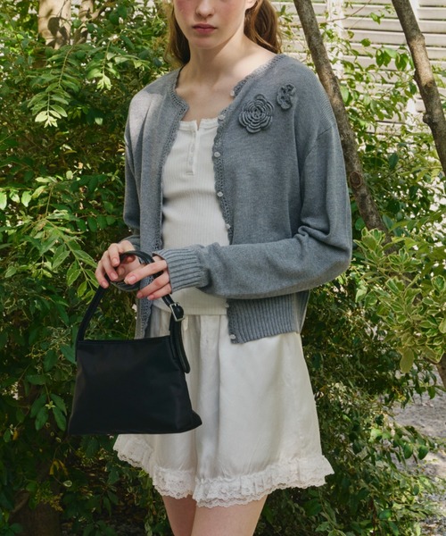 GIUNON(ジウノン)の「pico lace button camisole / ピコレースボタンキャミソール(キャミソール・レディース・ホワイト/ネイビー/グレー/ピンク・FREE)」の7枚目の写真