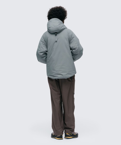 WILD THINGS（ワイルドシングス）の「マカルジャケット│MAKALU JACKET（マウンテンパーカー・メンズ・ブラック/グレー・L/M）」の11枚目の写真