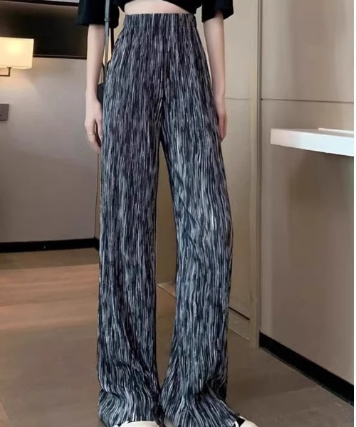 Per sist ence（パーシエンス）の「ニュアンスカラープリーツリラックスパンツ（その他パンツ・レディース・ピンク/ブラック/ブルー/アイボリー・ONE SIZE）」の11枚目の写真