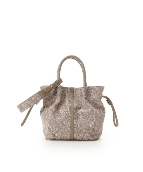 Samantha Thavasa（サマンサタバサ）の「エキゾチックモチーフジャガード巾着バッグ（ショルダーバッグ・レディース・グレイッシュベージュ/ネイビー・FREE）」の15枚目の写真