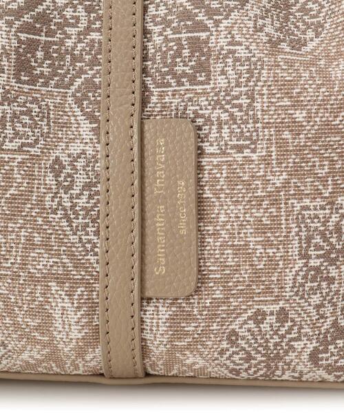 Samantha Thavasa（サマンサタバサ）の「エキゾチックモチーフジャガード巾着バッグ（ショルダーバッグ・レディース・グレイッシュベージュ/ネイビー・FREE）」の13枚目の写真