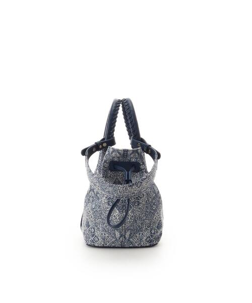 Samantha Thavasa（サマンサタバサ）の「エキゾチックモチーフジャガード巾着バッグ（ショルダーバッグ・レディース・グレイッシュベージュ/ネイビー・FREE）」の9枚目の写真