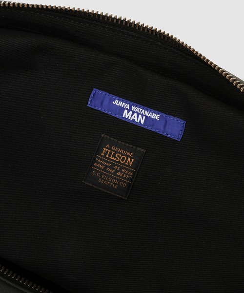 JUNYA WATANABE MAN(ジュンヤワタナベマン)の「「FILSON」 W-NAME COTTON OX DUFFLE BAG(ドラムバッグ・メンズ・ブラック・ONE SIZE)」の2枚目の写真
