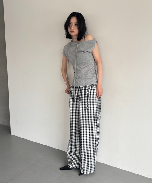 FUULLY STUDIO(フーリィーステューディオ)の「マルチウェイオフショルコードトップス(Tシャツ/カットソー・レディース・ホワイト/ネイビー/グレー・FREE)」の10枚目の写真