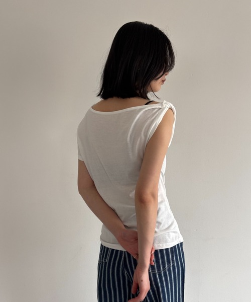 FUULLY STUDIO(フーリィーステューディオ)の「マルチウェイオフショルコードトップス(Tシャツ/カットソー・レディース・ホワイト/ネイビー/グレー・FREE)」の19枚目の写真