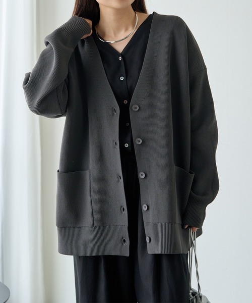 PUAL CE CIN（ピュアルセシン）の「【WEB限定・Du noir】スポンディッシュBIGVネックカーディガン（カーディガン/ボレロ・レディース・グレー/ブラウン/ベージュ・FREE）」の20枚目の写真