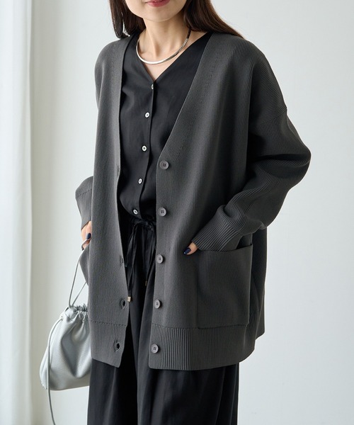 PUAL CE CIN（ピュアルセシン）の「【WEB限定・Du noir】スポンディッシュBIGVネックカーディガン（カーディガン/ボレロ・レディース・グレー/ブラウン/ベージュ・FREE）」の19枚目の写真