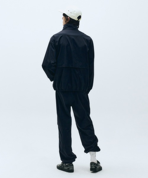 MARITHE + FRANCOIS GIRBAUD(マリテフランソワジルボー)の「MOUVEMENT WINDBREAKER(ブルゾン・レディース・ダークネイビー/ライトグレー・SMALL/MEDIUM/LARGE/X-LARGE)」の6枚目の写真