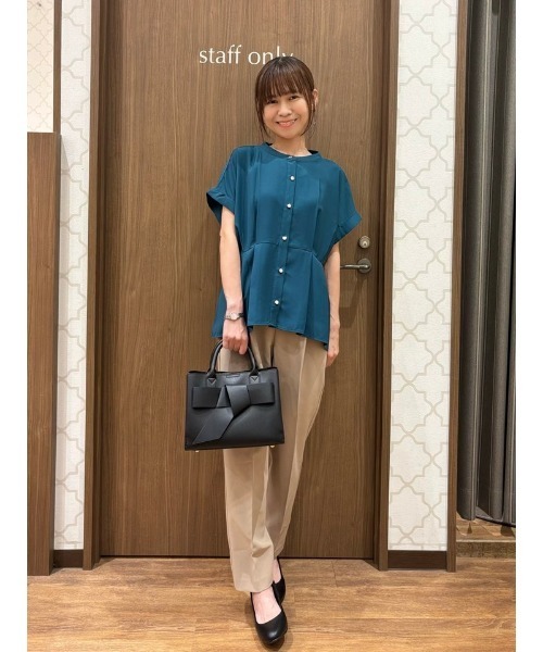 Honeys（ハニーズ）の「【美ージー・ストレッチ・マシンウォッシャブル・イージーケア】美ージーテーパード（股下６３ｃｍ）（スラックス・レディース・ダークベージュ/ヘザーチャコール/グリーン/ブラック/ネイビー/キャメル・SS/3L/LL/L/M/S）」の14枚目の写真