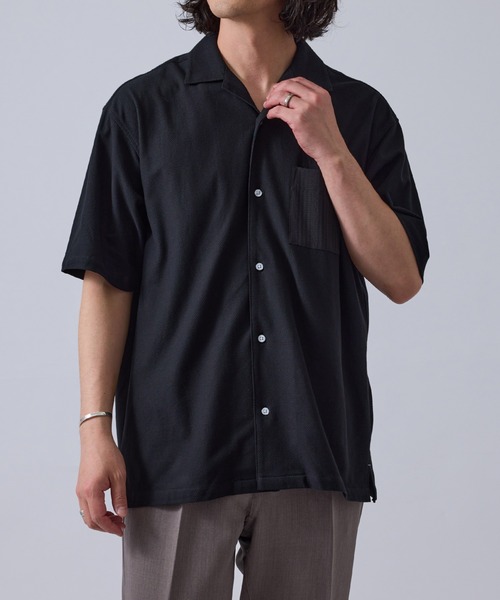  j.n.r.d（ジェー・エヌ・アール・ディー）の「【軽量・ドライタッチ】ライトクレープリラックスシャツ（シャツ/ブラウス・メンズ・ブラック/グレー/キナリ・M/L/LL）」の2枚目の写真
