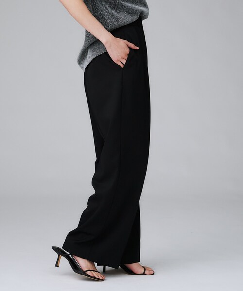 UNTITLED（アンタイトル）の「【洗える/はっ水/後ろウエストゴム】ストレッチ2タックワイドパンツ（その他パンツ・レディース・ベージュ/ダークブラウン/ブラック・50/48/46/44/42/04/03/02/01/00）」の7枚目の写真