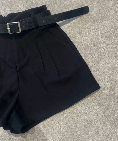 Mejoul(メジュール)の「【ベルト付き】タックショートスラックス(その他パンツ・レディース・ブラウン/ブラック・M/L)」の6枚目の写真
