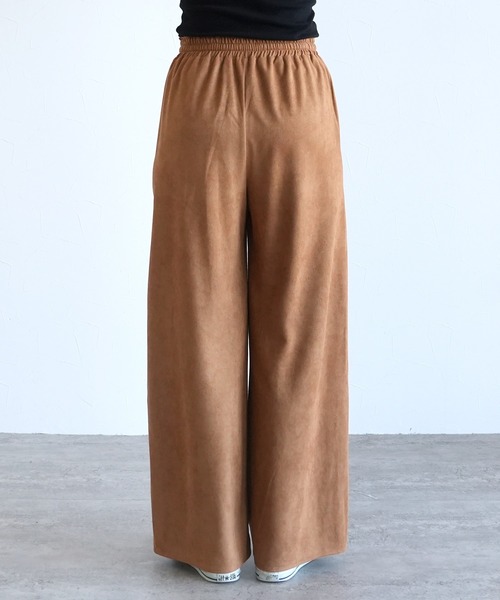 reca（レカ）の「スェード風イージーパンツ（その他パンツ・レディース・ブラウン/アイボリー/キャメル・M）」の15枚目の写真