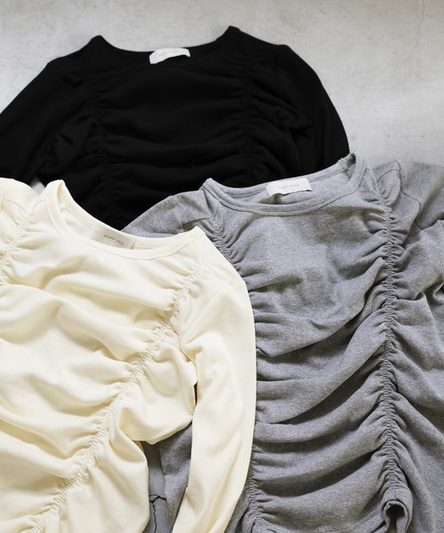 select MOCA(セレクトモカ)の「ダブルギャザーデザイントップス(Tシャツ/カットソー・レディース・グレー/アイボリー/ブラック/チャコールグレー・FREE)」の18枚目の写真