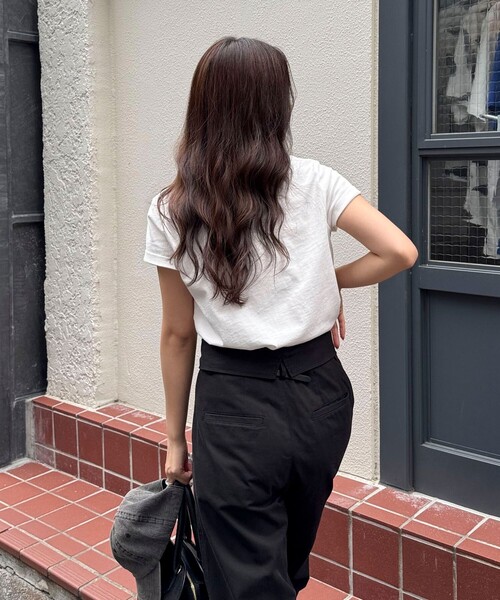 fredy emue(フレディエミュ)の「ボーダー/無地ワンポイントロゴコンパクトTシャツ(Tシャツ/カットソー・レディース・ブラック/オフホワイト/ホワイト系その他/ベージュ系その他・38)」の15枚目の写真