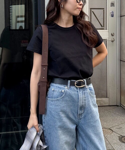 fredy emue(フレディエミュ)の「ボーダー/無地ワンポイントロゴコンパクトTシャツ(Tシャツ/カットソー・レディース・ブラック/オフホワイト/ホワイト系その他/ベージュ系その他・38)」の8枚目の写真