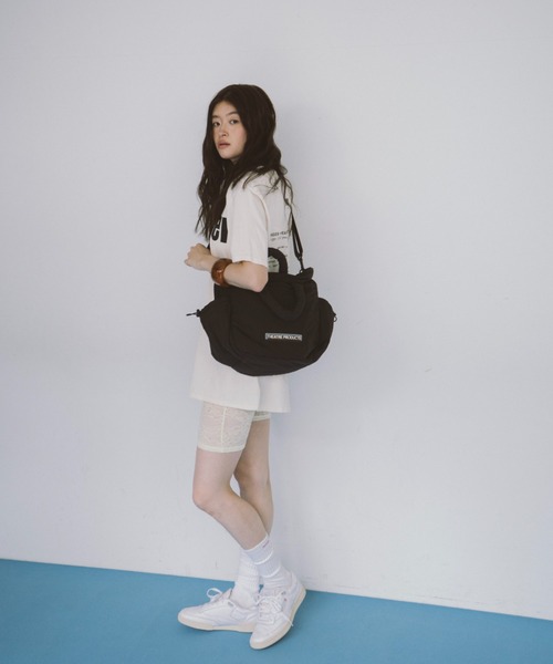 THEATRE PRODUCTS（シアタープロダクツ）の「パファー２WAYショルダーバッグL（ショルダーバッグ・レディース・ブラック/グレー・FREE）」の19枚目の写真