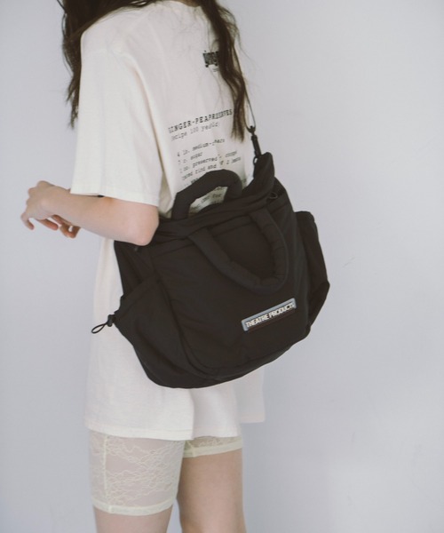 THEATRE PRODUCTS（シアタープロダクツ）の「パファー２WAYショルダーバッグL（ショルダーバッグ・レディース・ブラック/グレー・FREE）」の14枚目の写真