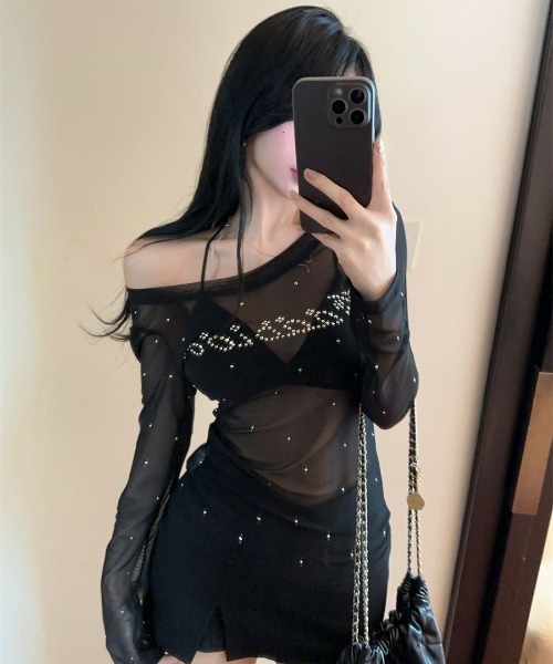 SHEENA(シーナ)の「ストーンロゴシアートップス(Tシャツ/カットソー・レディース・ブラック/グレー/モカ・M)」の4枚目の写真