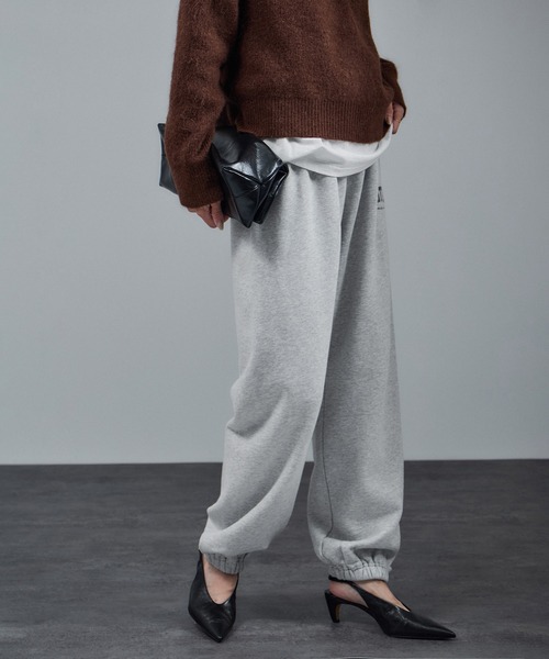 のん☆❤新品！！アルバローザ♥デカロゴ ストレッチ スウェットパンツ❤ LA ロゴ刺繍 スウェットパンツ[品番：OCGW0002552]｜ONE 4 PREMIUM