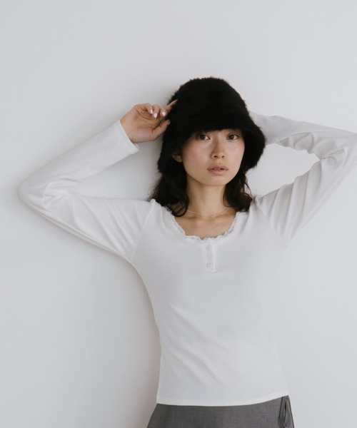 duei（デュイ）の「レースヘンリーネックロングスリーブトップス（Tシャツ/カットソー・レディース・ホワイト/ブラック・FREE）」の3枚目の写真