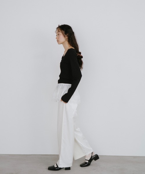 duei（デュイ）の「レースヘンリーネックロングスリーブトップス（Tシャツ/カットソー・レディース・ホワイト/ブラック・FREE）」の7枚目の写真